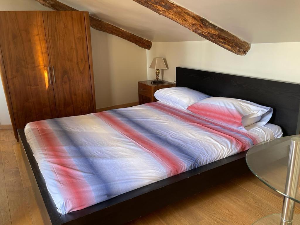 Le Finestre Sulla Mole Apartamento *