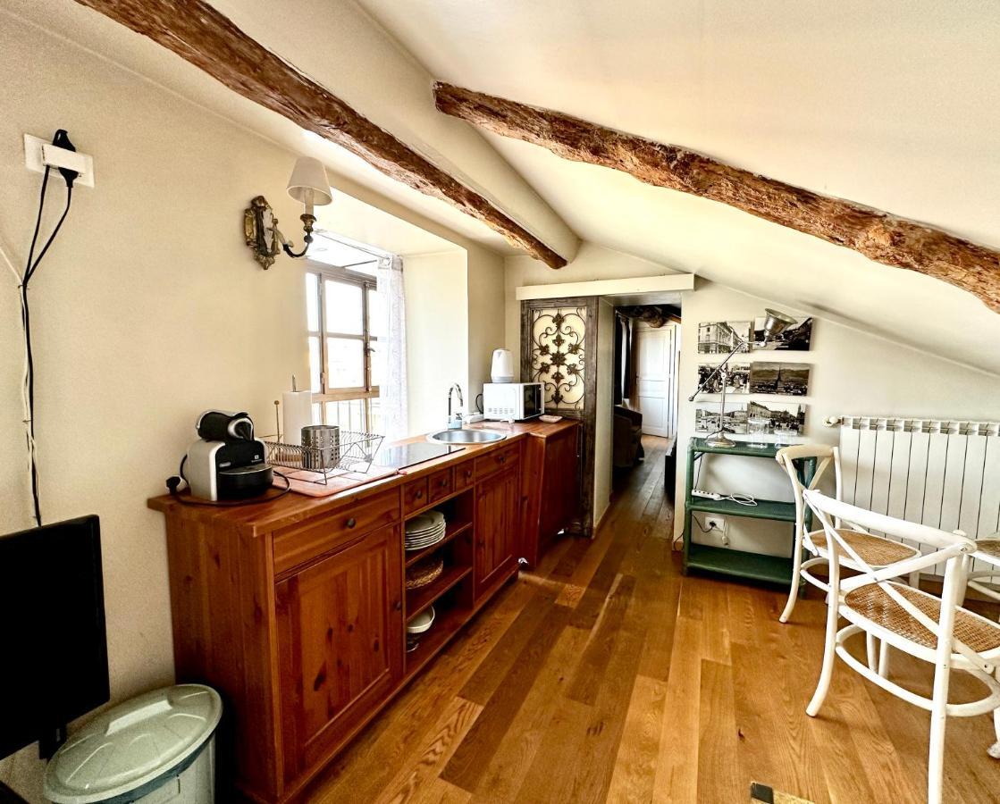 Le Finestre Sulla Mole Apartamento *